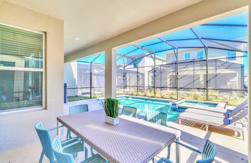 Campbell Casa | Luxury 6BR Home - Pool, Hot Tub, BBQ - Near Disney