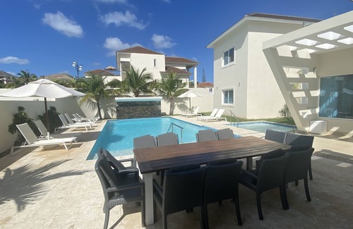 Puerto Plata Villa | Luxury 7 bed Villa - All inclusive 5 minutes from the beach @ Lifestyle Resorts!
