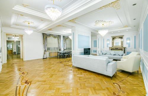 Sabayil Apartamento | Luxury 7 bedroom Apartment in Nizami street