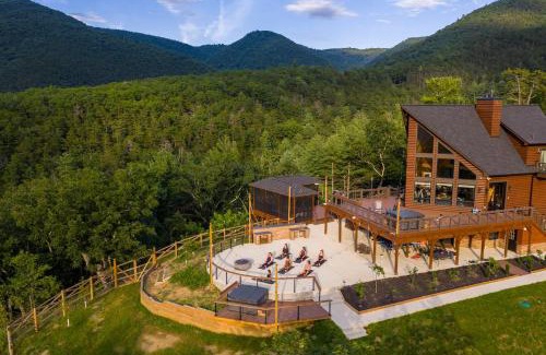 Milam Casa | Luxury A Frame 5BR Hot Tub & Mountain Views