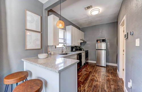 Northside Casa | Luxury Accommodations in Central HTX at an Affordable Price