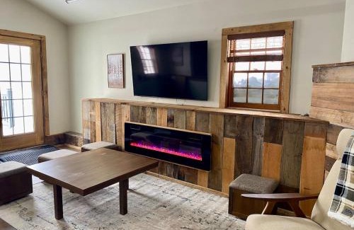 Wilmington Casa | Luxury ADA Unit - 101