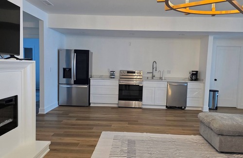 Waukee Apartamento | Luxury All-Inclusive 2 bedrooms