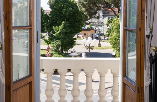 Santissima Annunziata Apartamento | Lujo y encanto en el corazón de Florencia.