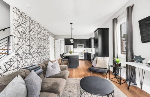 Germantown Casa | Luxury and Spacious Home with Private Garage and Fire Pit