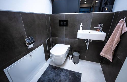 Andel Apartamento | Luxury Angel Apartment with terrace