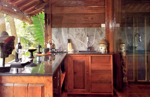 Sambahan Villa | Luxury Antique Villa w/ Outdoor Pool!