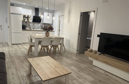 Burguillos de Toledo Apartamento | Apartamento de lujo con Piscina privada y bañera de hidromasaje en el dormitorio