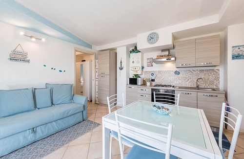Lonato del Garda Apartamento | Apartamento de lujo con piscina compartida y Wi-Fi