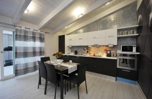 Sant'Antonio Abate Apartamento | Luxury Apartment Della Marca