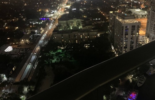 Downtown Fort Lauderdale Apartamento | Luxury Apartment in the sky! Beach , restaurants, Bars