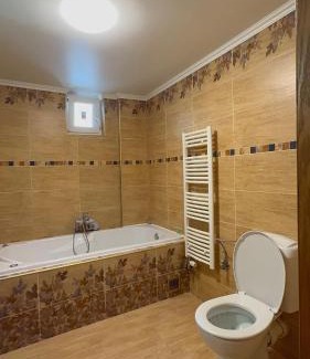 Laken Apartamento | Luxury Apartment 2BR & Jacuzzi Near Expo 12 & ING Arena