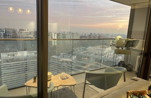 Apoquindo Apartamento | Luxury apartment piso 34 distrito de lujo.
