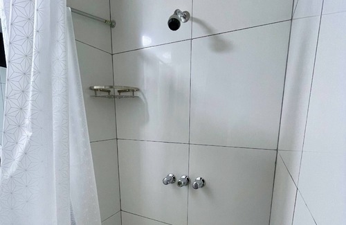 Ate Apartamento | Luxury Apartment: 3BR2BA6G Work, Studio & Family - Live Like a Local Peruvian
