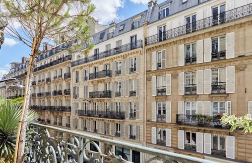 Batignolles Apartamento | Luxury Apartment 4 BD, Parc Monceau