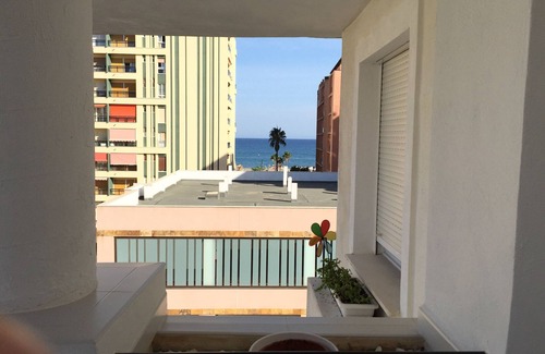 Carihuela Condominio | piso de lujo a 50 metro de la playa