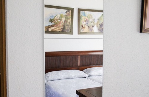 Camas Apartamento | Apto de lujo a 5 minutos de Sevilla, parking, piscina y dos terrazas