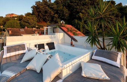 Lerici Apartamento | Luxury apartment a stone's throw from the sea with terrace with Jacuzzi.