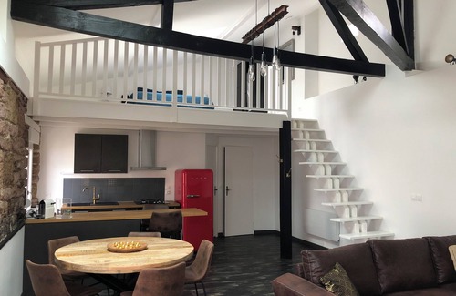 Epinal Apartamento | Luxury Apartment Atypical