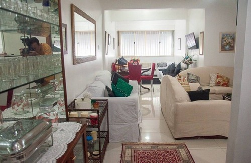 Copacabana Apartamento | Apartamento de lujo cerca de la playa, reformado, decorado y amueblado.