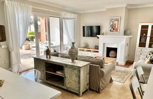 Bahia de Casares Apartamento | Luxury apartment in La Perla de la Bahia, Bahia de Casares