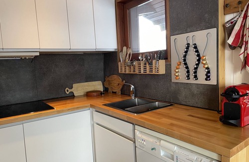 Val Claret Apartamento | Apartamento de lujo para 7 personas en casa de carácter en el centro del campo