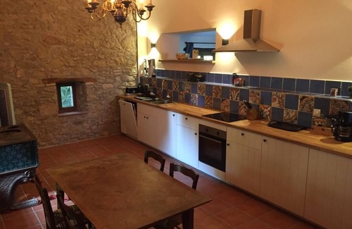 Mouzens Casa | Luxury apartment in a renovated Chateau with a view of the Pyrenees.