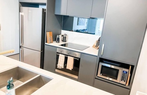 City East Apartamento | Metropol | CBD | Pool |Sleeps 7 | Pets