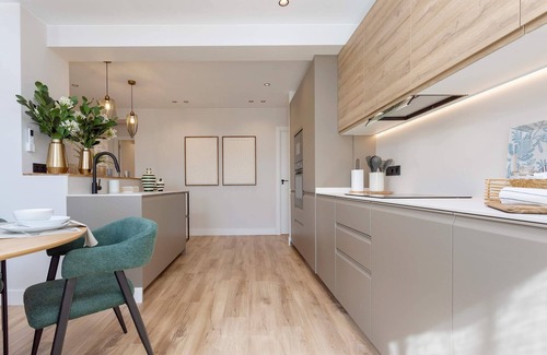 El Ejido Apartamento | Luxury apartment in Málaga center. Hermosilla
