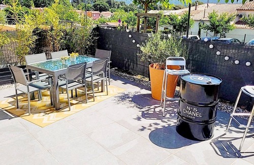Aubagne Apartamento | Luxury apartment in residence with swimming pool