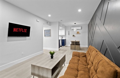 Riverside Apartamento | Luxury Apartment In South Austin-6 MIN to Downtown