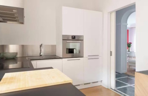 Milan Centre Apartamento | Luxury Apartment in the Heart of Milan – Steps from the Duomo!