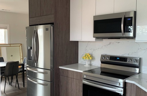 St. Charles Apartamento | Luxury Apartment in Historic Downtown Saint Charles.