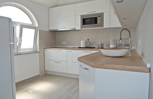 Mejasi Apartamento | Luxury Apartment Katarina with swimming pool, private parking