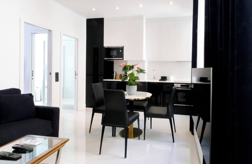 Champs-Elysees Apartamento | Luxury Apartment Les Champs-Élysées