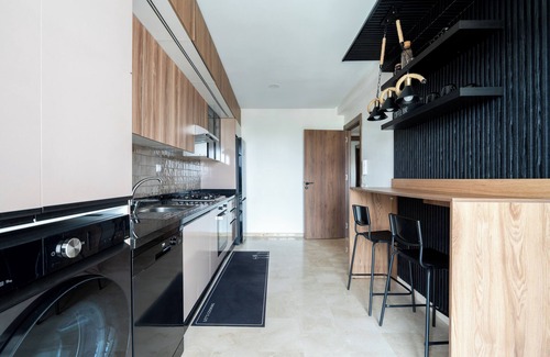 Tamariss Apartamento | Luxury Apartment — Quiet & Gorgeous Pool