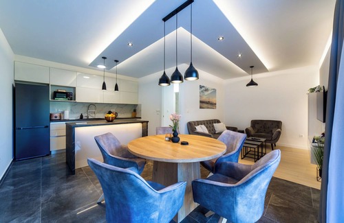 Znjan Condominio | Luxury apartment Riela