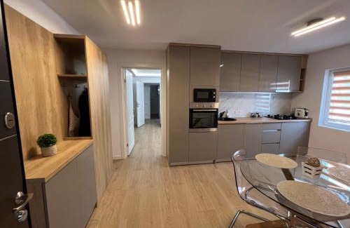 Curtea De Arges Apartamento | Luxury Apartment Centrul Vechi