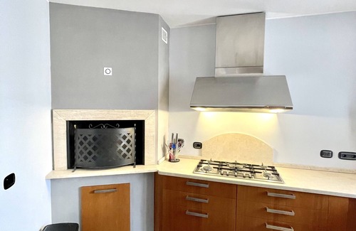 Ponte Valleceppi Apartamento | Luxury Apartment, strategic location, about 5 minutes from the historic center.