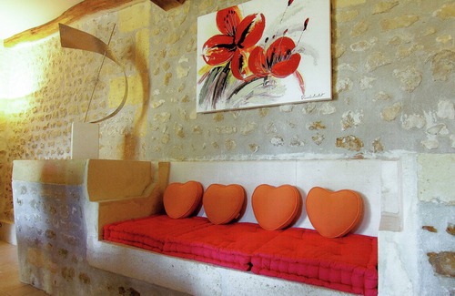 Saint-Preuil Villa | Apartamento histórico en Saint-Preuil con piscina climatizada