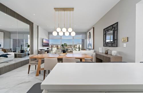 El Medano Ejidal Apartamento | Luxury Apartment with Pool and Jacuzzi on Terrace in Médano