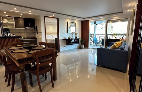 Punta Hansa Apartamento | Luxury apartment with ocean views in San Andrés with AC, WiFi.