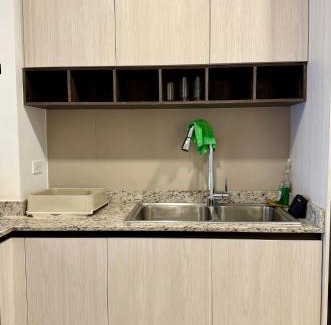 La Carolina Apartamento | Luxury apartment with balcony and view