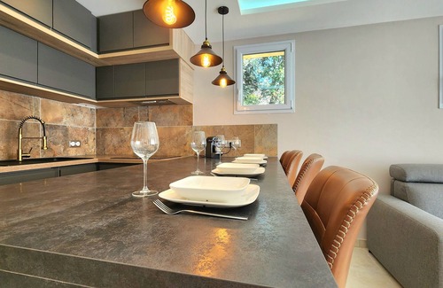 Le Val Apartamento | Luxury apartment with jacuzzi.