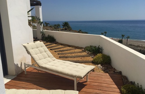Playa Macenas Apartamento | Lujoso apartamento con magníficas vistas al mar
