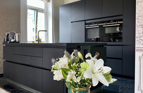 Outer Neustadt Apartamento | Luxury apartment "Zoras Welt" in prime location in Dresden Neustadt