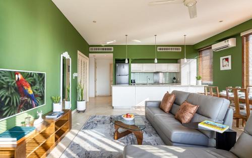 District 1 Apartamento | Luxury Apartments with Rooftop Pool & Gym - Avalon