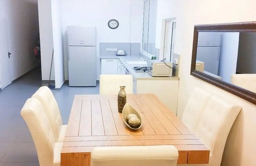 Bat Yam Apartamento | Luxury apt heart Bat-Yam 3 m walk beach