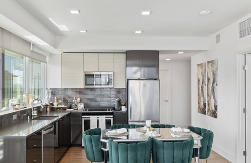 East Village Apartamento | Luxury Apt in Beautiful Downtown San Diego with Epic Amenities