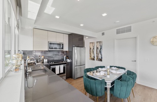 East Village Apartamento | Luxury Apt in Beautiful Downtown San Diego with Epic Amenities